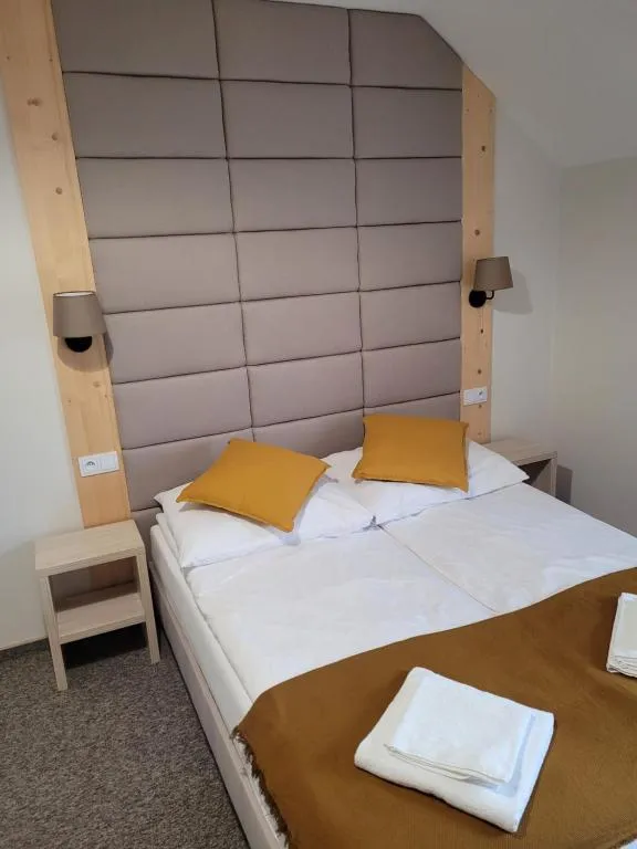 Pokój Trzyosobowy z balkonem - Zdjęcie 1