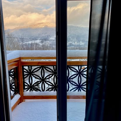 Zimowy widok z balkonu